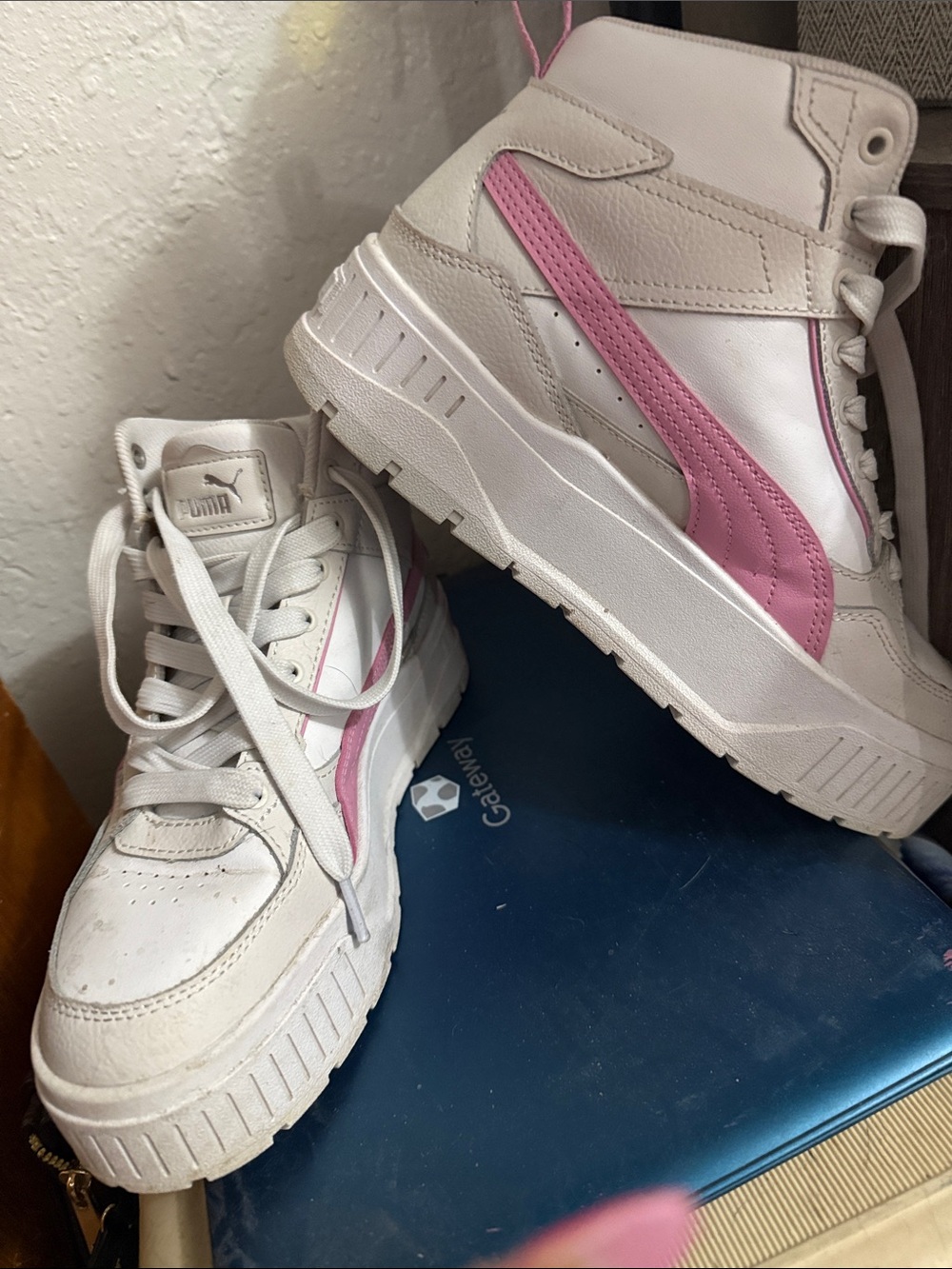Puma Women’s High-Top Sneakers in White and Pink